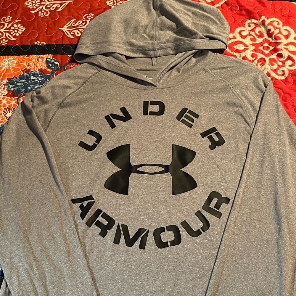 Under Armour Boys grey hoodie YLG